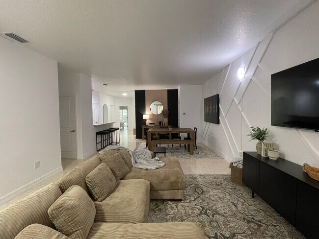 Building Photo - 3111 Sun Lake Ct