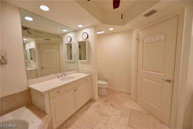 Building Photo - 2090 W First St