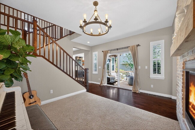Building Photo - "Spacious 5-Bedroom Retreat on South Quantock Way - Perfectly Designed for Comfort and Style!"  A...