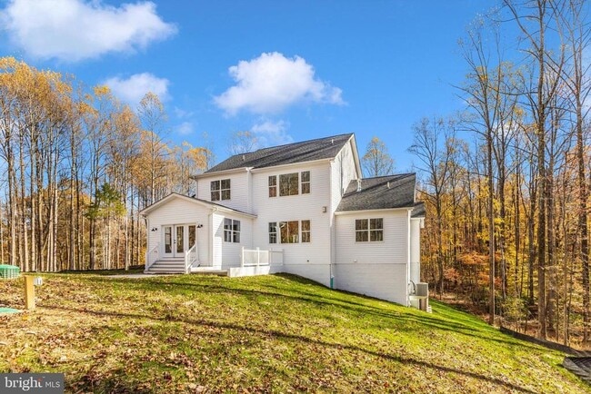 Building Photo - 204 3 Rivers Rd