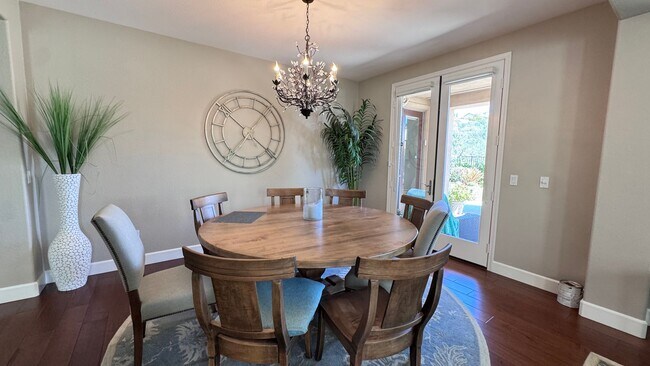 Building Photo - Luxury 4 Bedroom Home in La Costa Greens