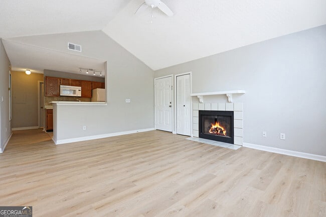 Building Photo - 901 Wentworth Ct