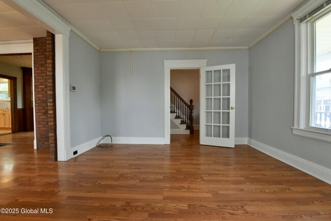 Building Photo - 113 N 3rd Ave