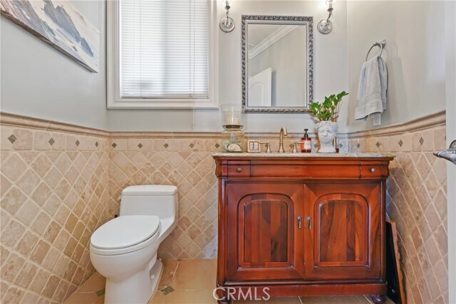 Building Photo - 4002 Admirable Dr