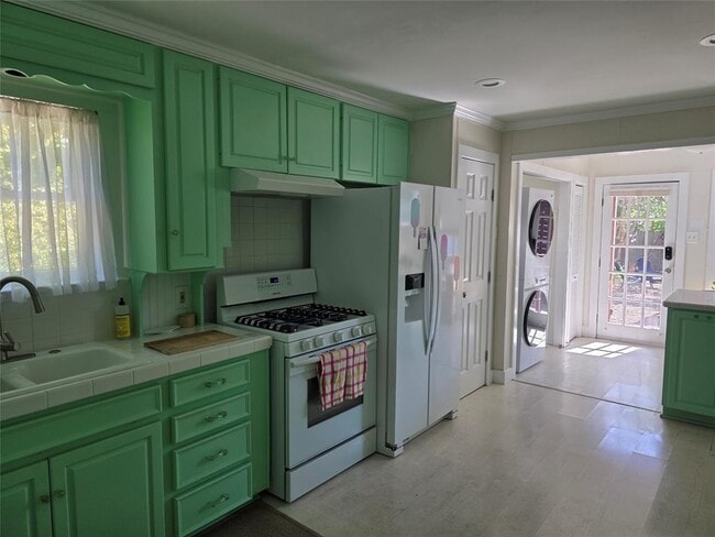 Building Photo - 4213 Ramsey Ave