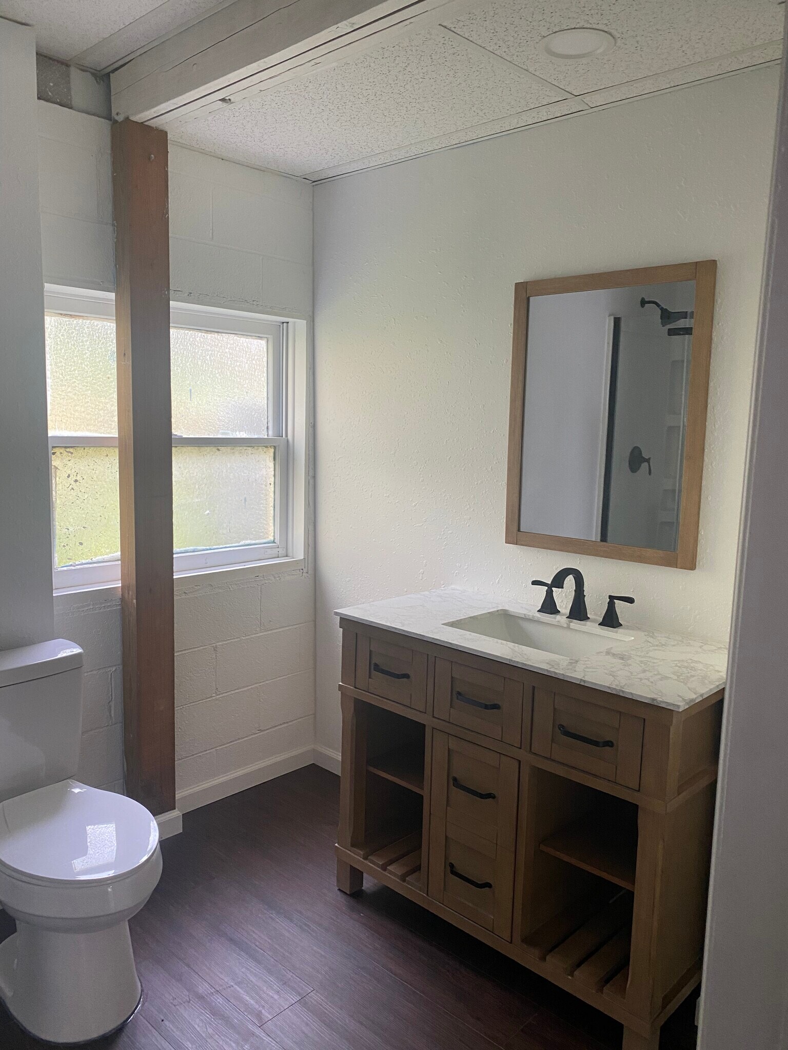 Unit C - 732 Bonaire Rd