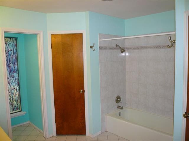 Building Photo - 3920 Woodruff Ct