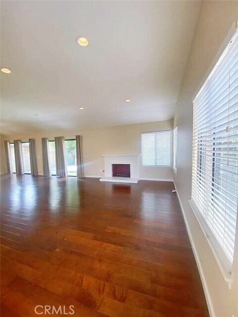 Building Photo - 2980 Hyde Park Cir