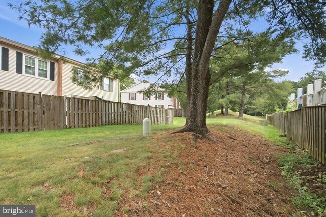 Building Photo - 12120 Stoneford Dr