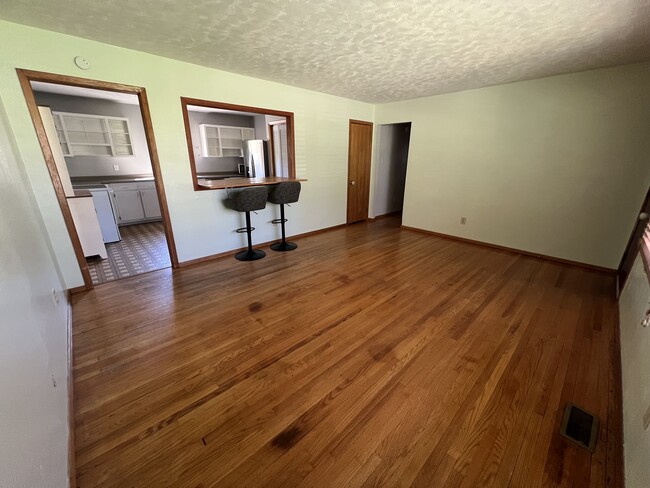Building Photo - 4231 Sevierville Pike