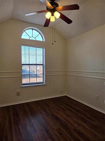 Building Photo - 452 Leisure Ln