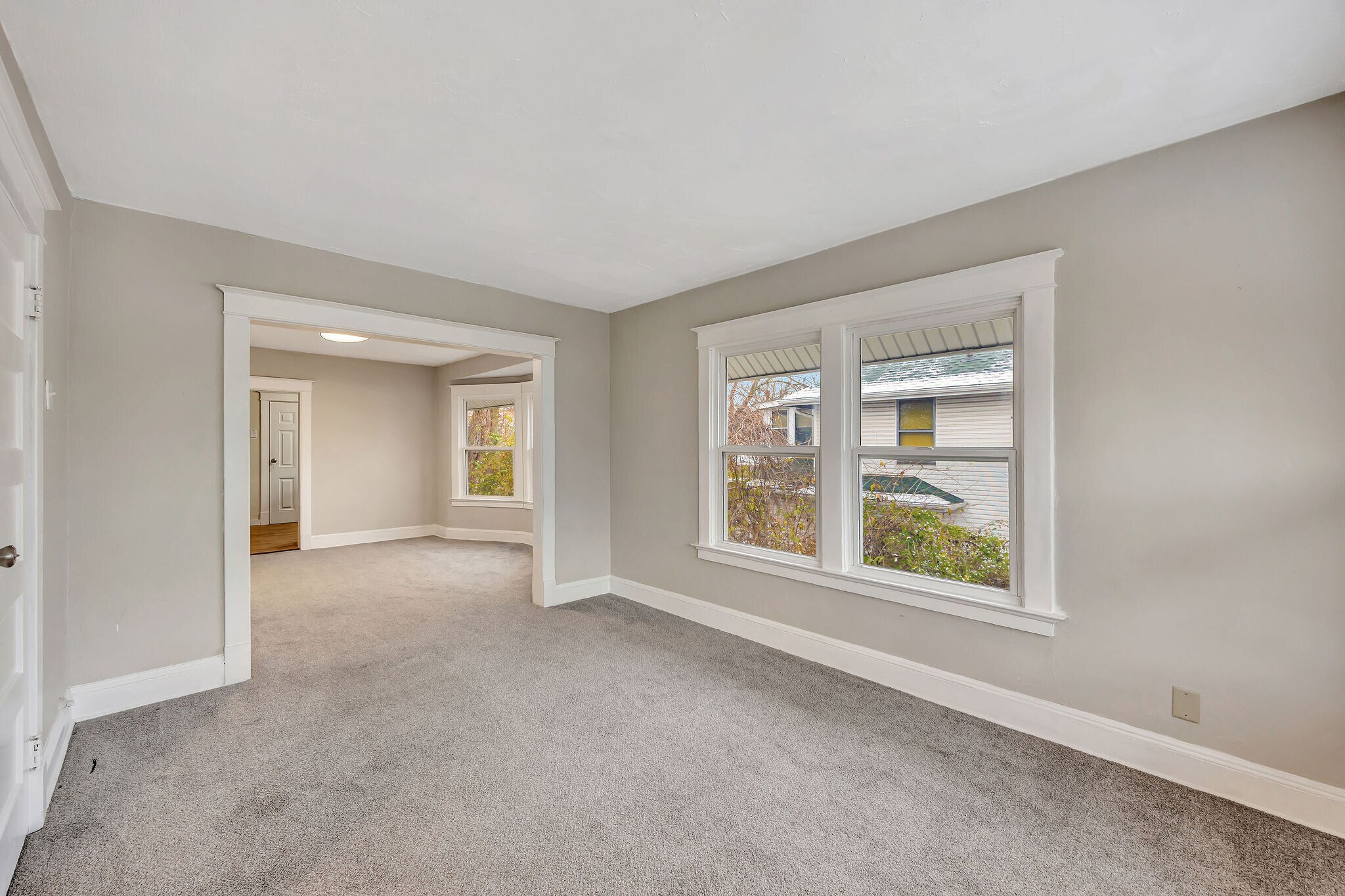 Building Photo - 2243 Hannaford Ave