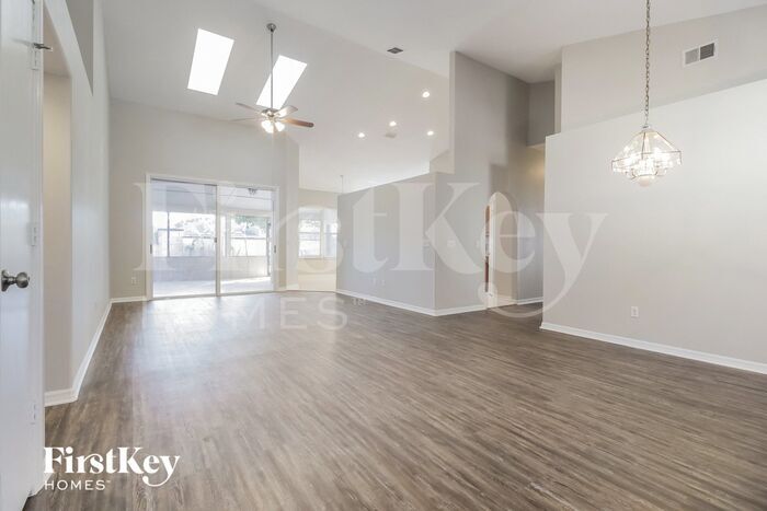 Building Photo - 3526 Gatlin Pl Cir