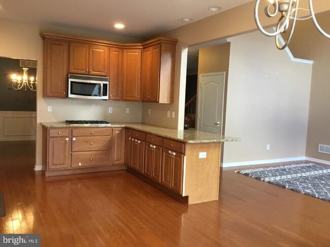 Building Photo - 17 Wharton Dr