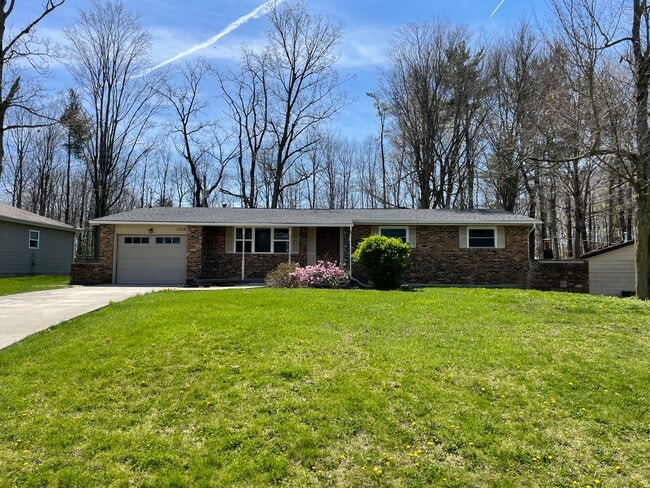 Building Photo - 2306 Deerwood Dr