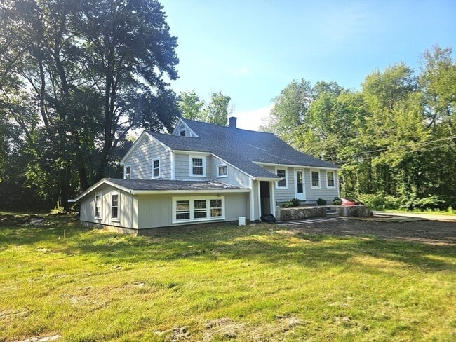 Building Photo - 95 Bowman St