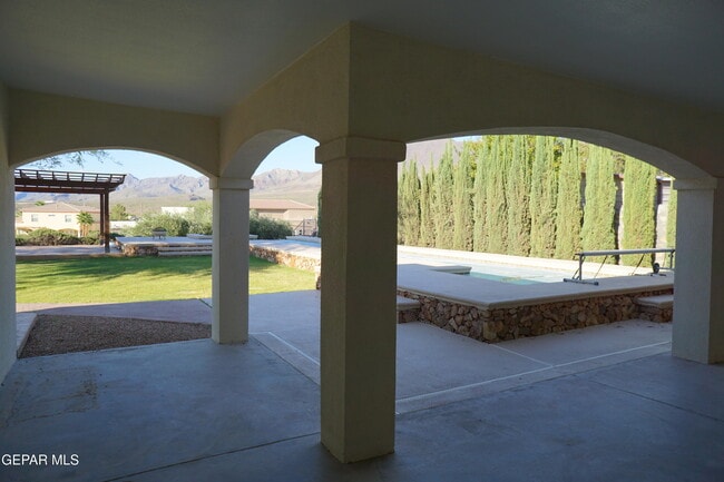 Building Photo - 6693 Capitan Ridge