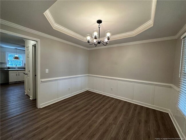 Building Photo - 438 Crown Point