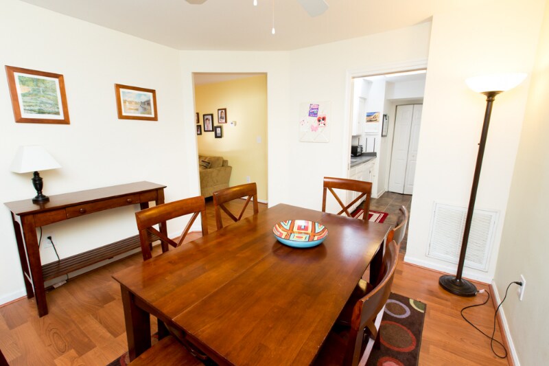 Building Photo - 13116 Shadyside Ln