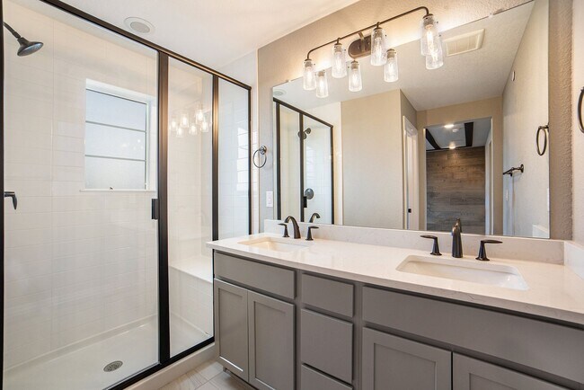 Building Photo - Like New end-unit Townhome at Victory Ridge!