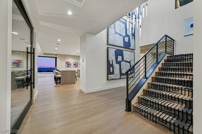 Building Photo - 807 Magnum Cliff Ct
