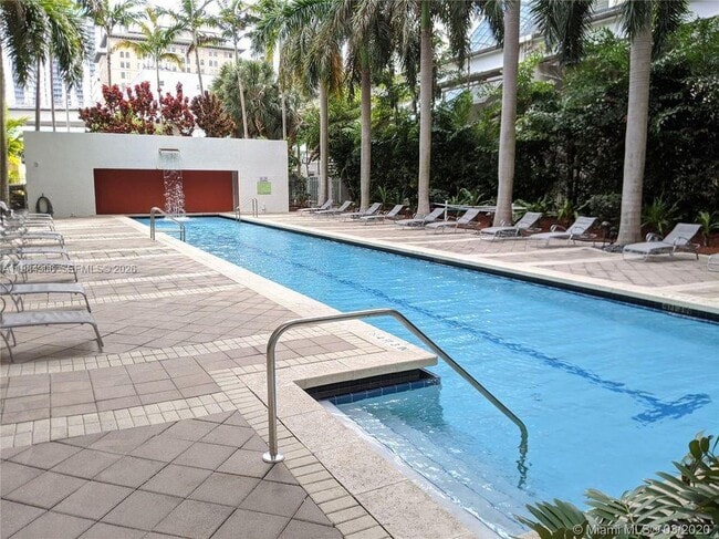 Building Photo - 133 NE 2nd Ave