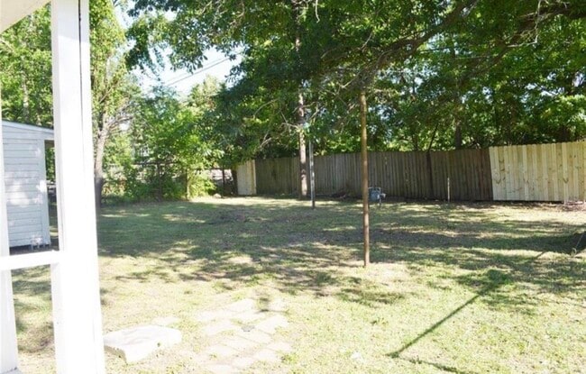 Building Photo - 2514 Lynnfield St