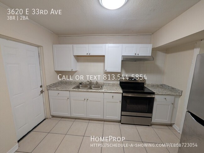 Building Photo - 3620 E 33rd Ave