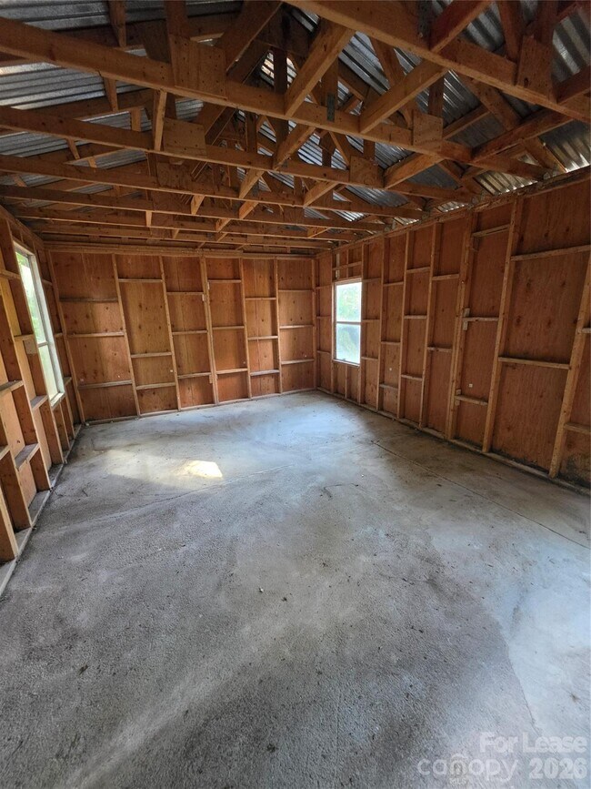 Building Photo - 4413 Gondola Ave