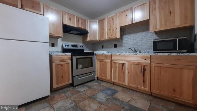 Primary Photo - 1416 1416 N Shenandoah Ave