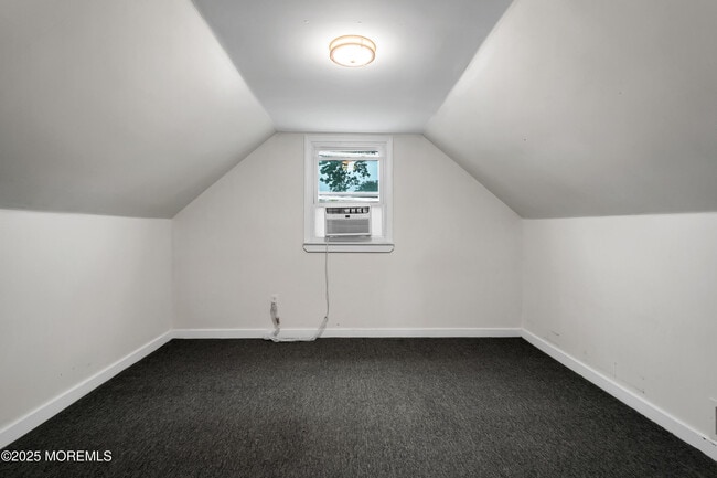 Building Photo - 203 Orchard St