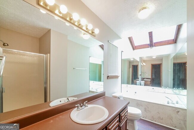 Building Photo - 4690 Balley Shannon Dr