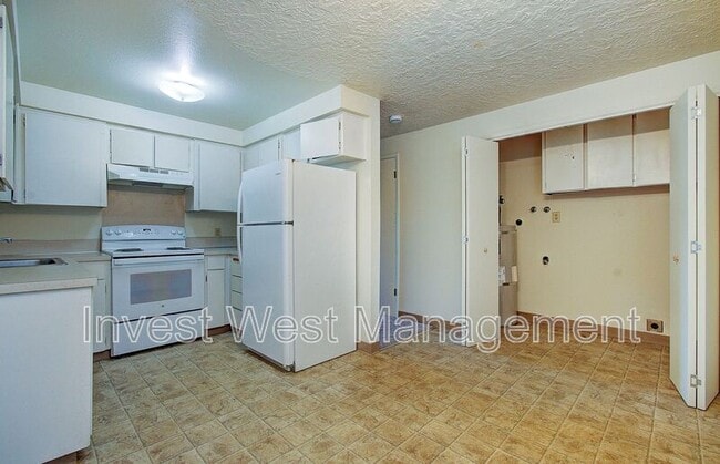 Building Photo - 3802 M St