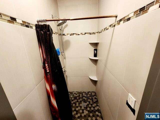 Building Photo - 344 Kearny Ave