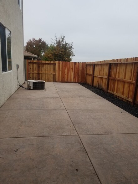 Building Photo - 5300 Janero Way