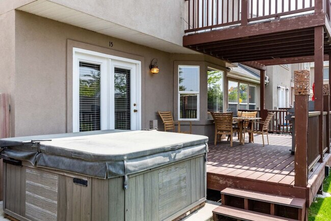 Building Photo - 8126 Clover Spring Ln