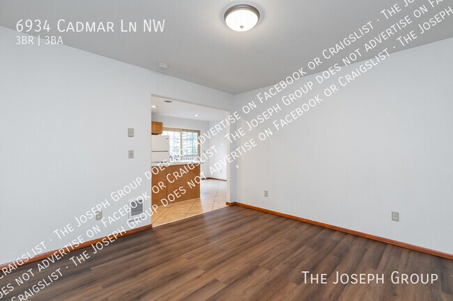 Building Photo - 6934 Cadmar Ln NW