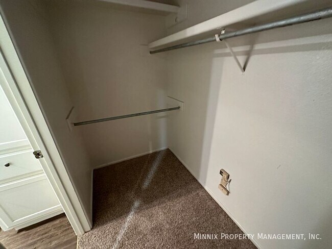 Building Photo - 6616 Hope Ave