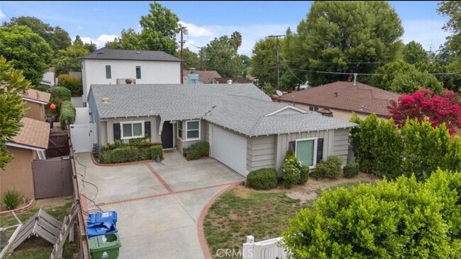 Primary Photo - 22609 Mariano St