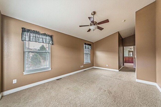 Building Photo - Stunning 5BR Home with Luxury Master Suite & Low-Maintenance Yard!