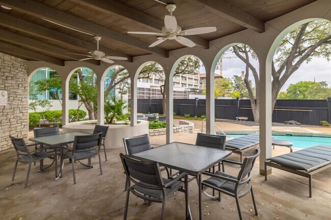 Building Photo - 1801 Lavaca St