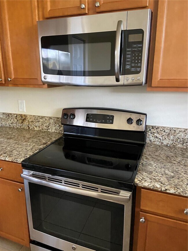 Building Photo - 12446 Emerald Creek Ct