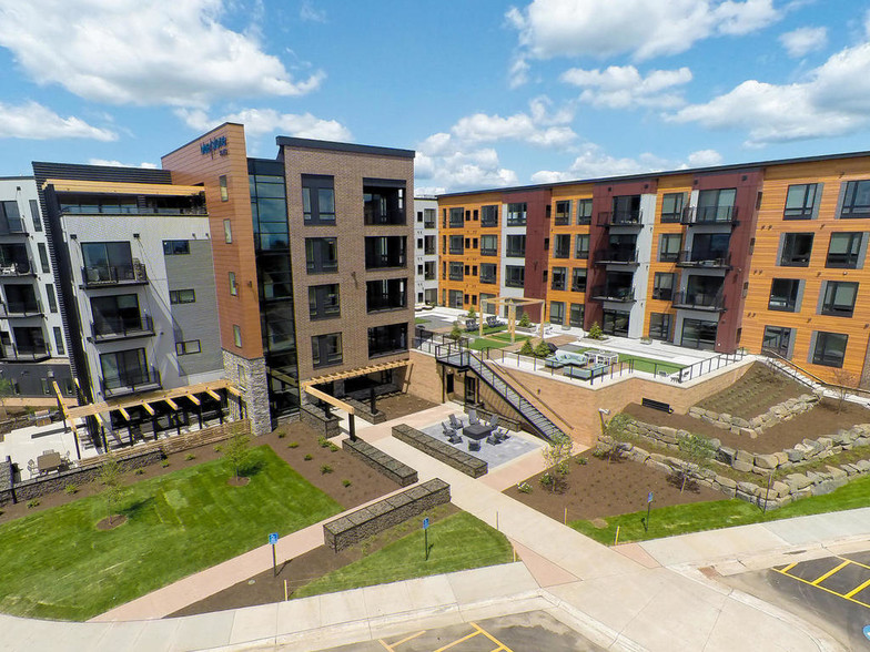 Building Photo - Bluestone Flats