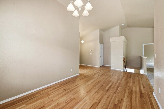 Building Photo - $2,645.95, 4 bed, 4 bath, located in Colorado Springs with a finished basement.