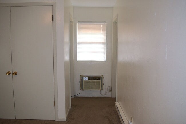 Building Photo - 207 Highview Ave
