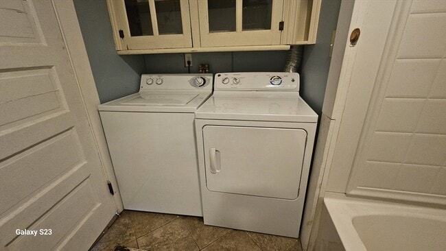 Building Photo - 3 Woodland St