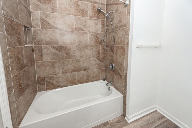 Building Photo - 4 Bedroom, 2.5 Bathroom Home on James Island