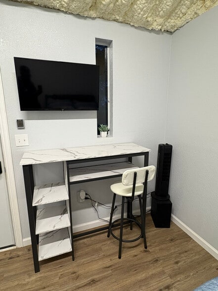 Building Photo - 1281 Fcr 930