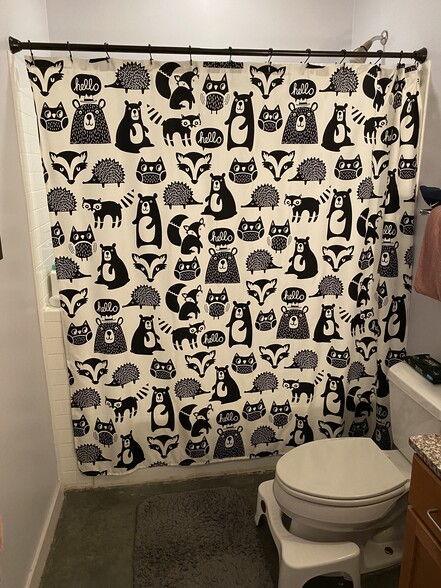 Building Photo - 620 Glen Iris Dr NE