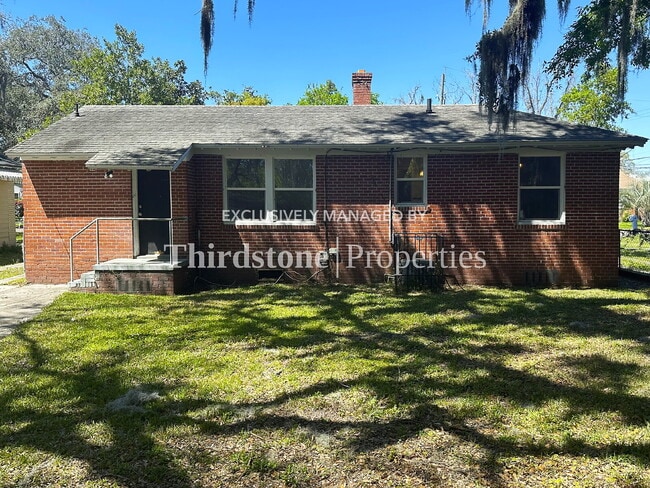 Building Photo - 8121 Hawthorne St